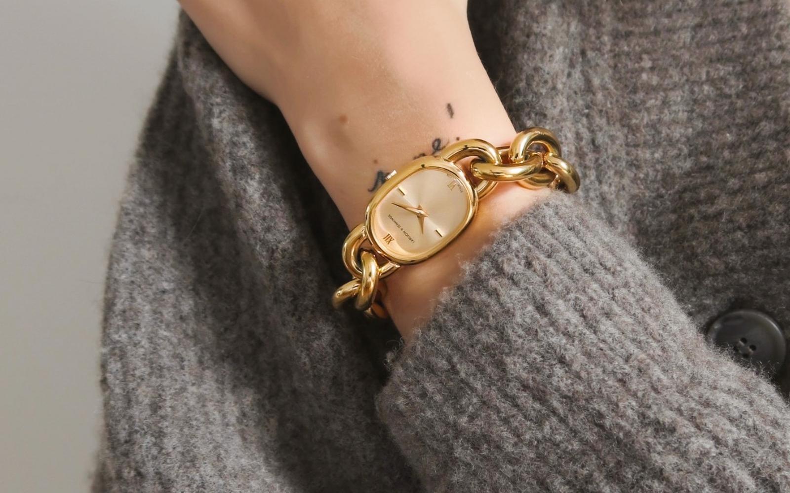 In Love With Chains & Chloe Hayward - Larsson & Jennings | Official Store