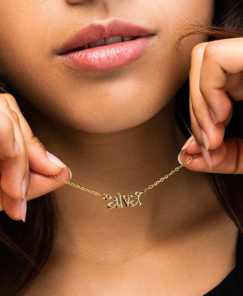 Sleek Name Necklace 18ct Gold Vermeil – Larsson Jennings